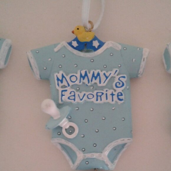 3 Christmas Tree Ornaments Mommy's Favorite Baby Blue - Picture 3 of 4